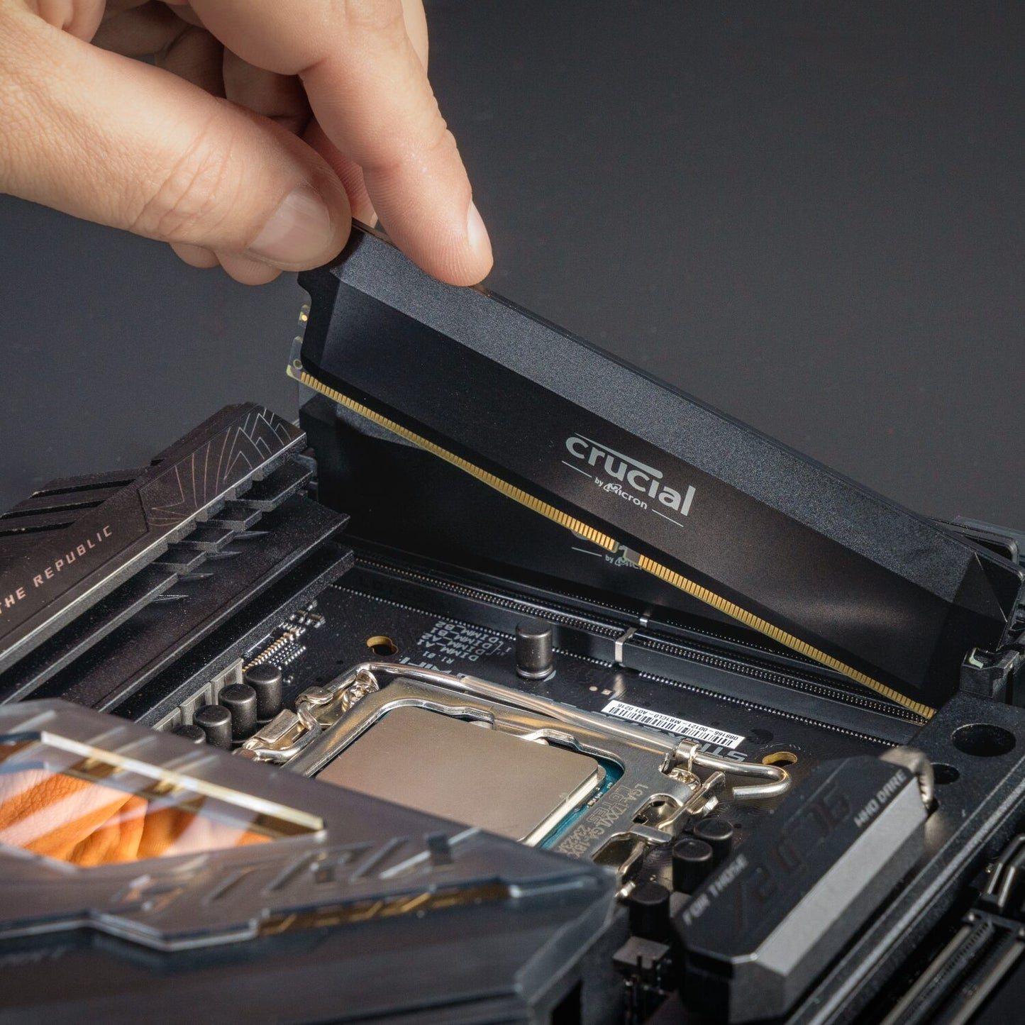 Crucial Pro DDR5-6400 64GB Overclocking Memory Kit - Black-3