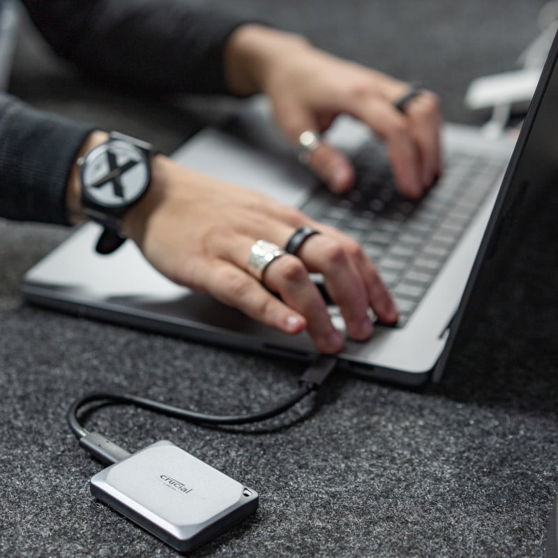 Crucial X9 Pro 1TB Type-C Portable SSD-1