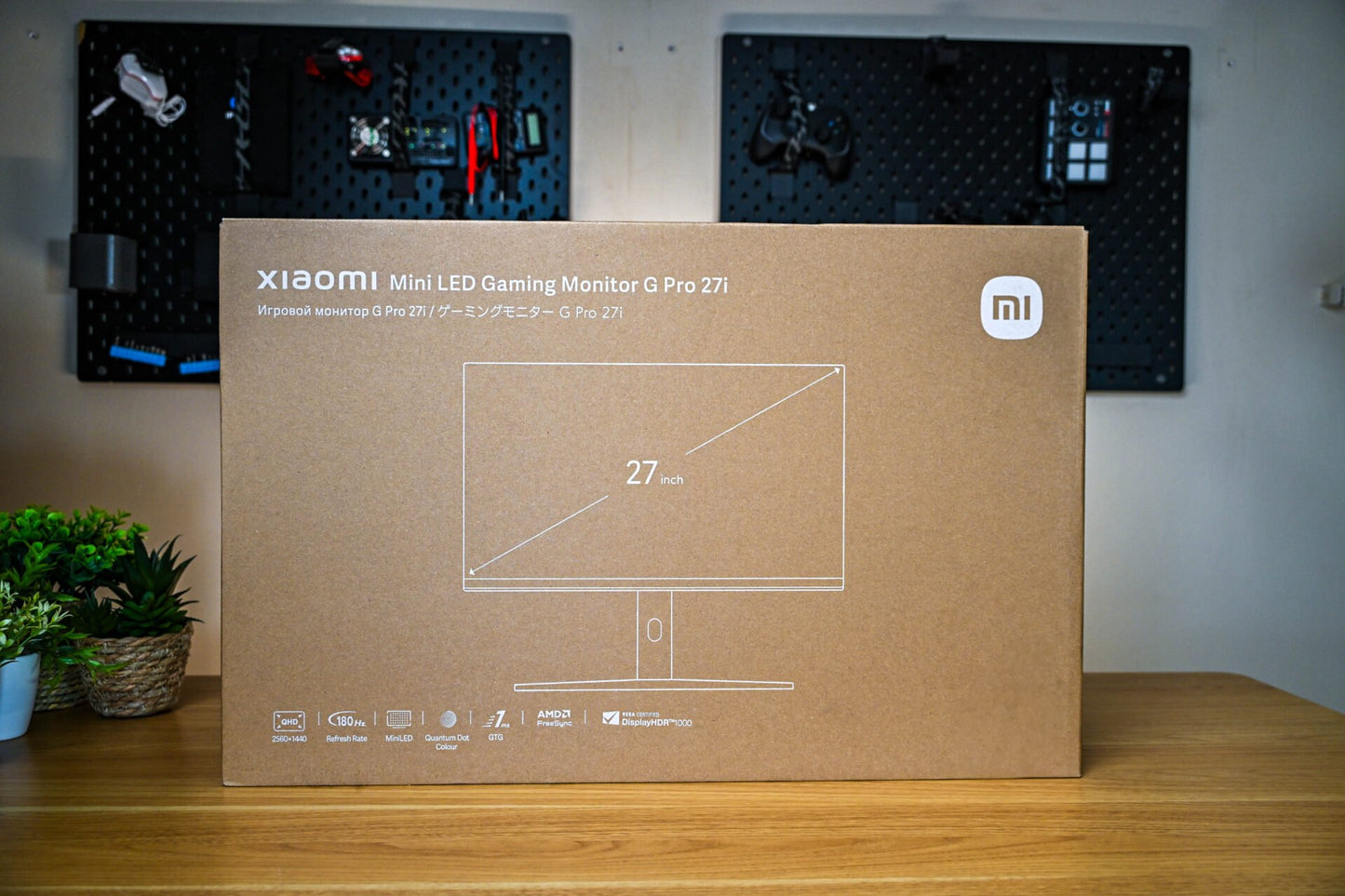 Xiaomi G Pro 27i 27" 2K 1440p Mini LED IPS Gaming Monitor (180Hz, 1ms, 16_9, HDMI/DP, AMD FreeSync, and HDR1000)-9