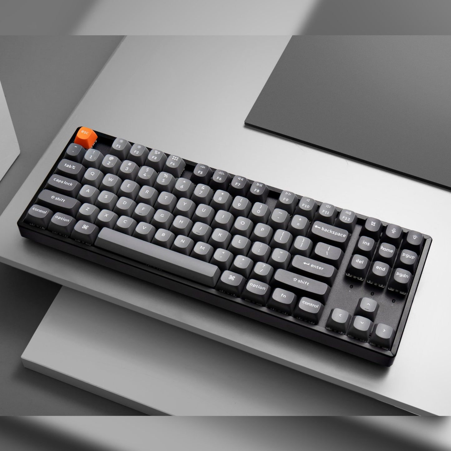 Keychron K8 Max QMK Wireless Custom Mechanical Keyboard | BANANA Switches-2