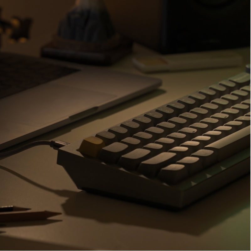 Keychron Q2 65% Red G Pro Switches Aluminium RGB Wired Keyboard - Grey-2