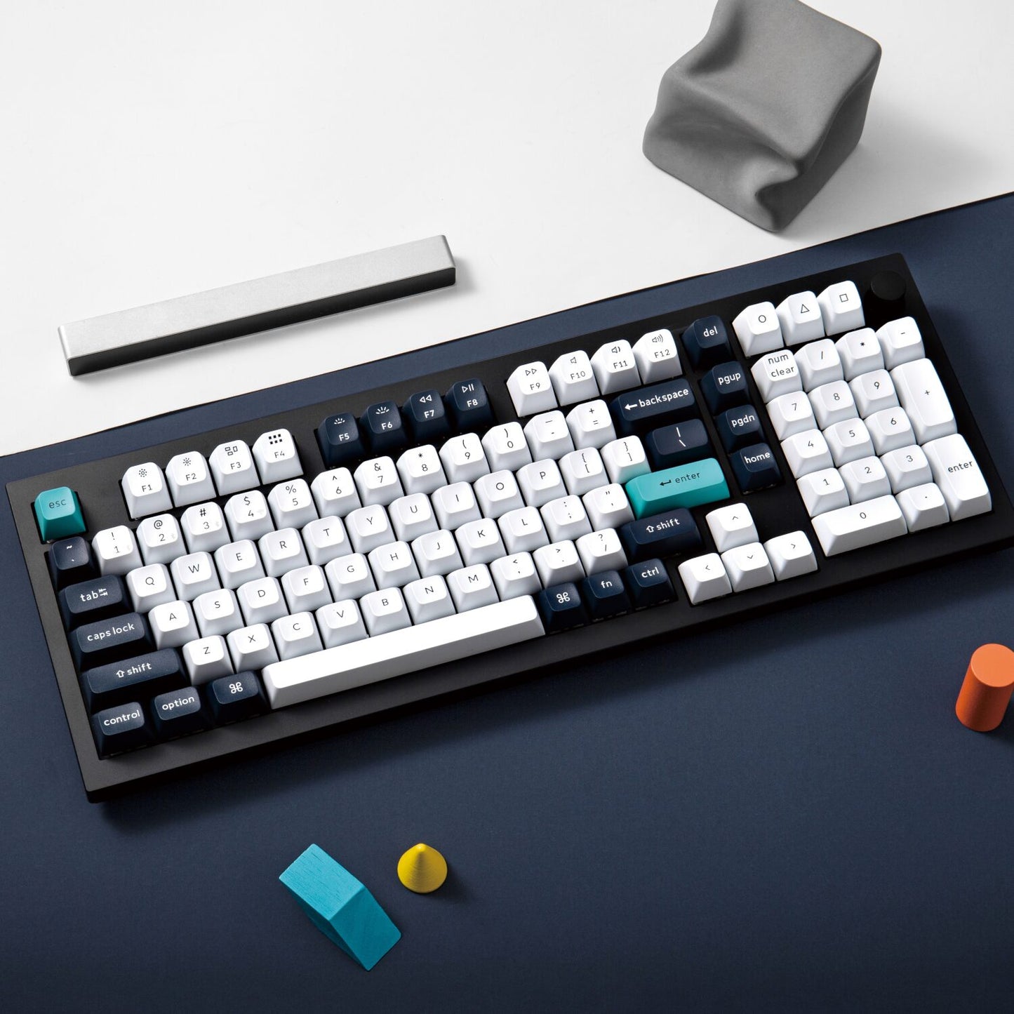 Keychron Q5M-M1 QMK/VIA Wireless Custom Keyboard - Black-2